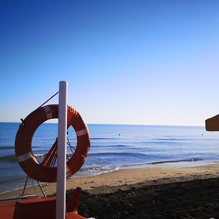 Hotel Baywatch Margherita Di Savoia Exterior foto